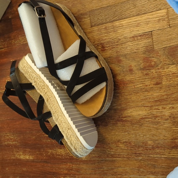 NWT Charlotte Russe 2010s LARA sandal gladiator platform wedges with yarn - Picture 4 of 4